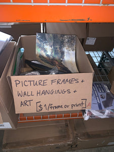 Picture frames, wall hangings, art $1 items